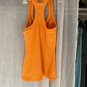 ALO YOGA tank top